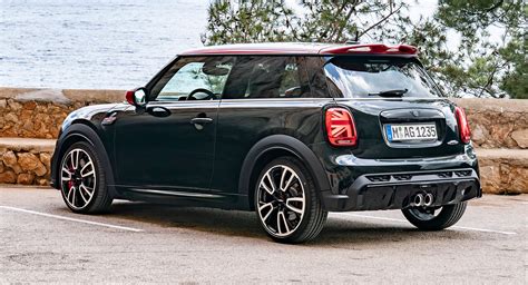 MINI John Cooper Works Gets Some Minor Updates For 2022MY | Carscoops