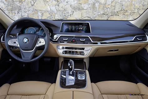 2016 BMW 750Li Interior 1