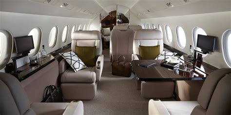 Falcon 900LX Is the New VIP Transport Jet for UK’s Top Officials and ...