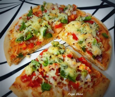 The aromas of my kitchenette : Veg Pizza / Easy Veg Pizza recipe