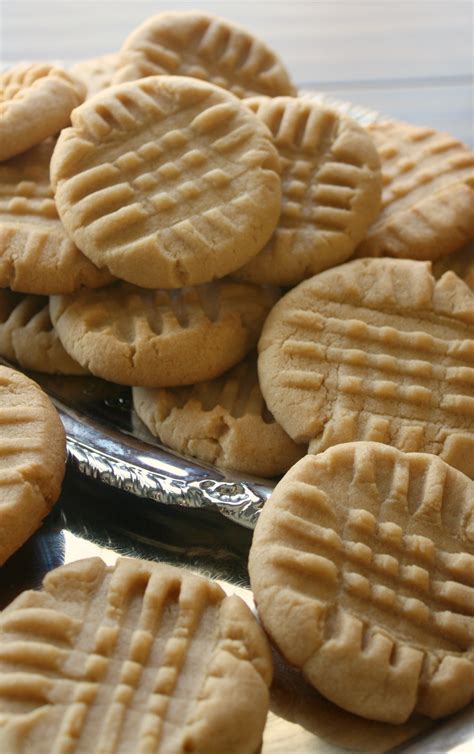 Peanut Butter Cookies - Daily Appetite