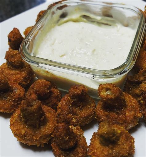 Crumbed Mushrooms recipe by Faaidha Fidy