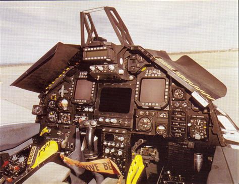 LOCKHEED F-117 NIGHTHAWK - Flight Manuals