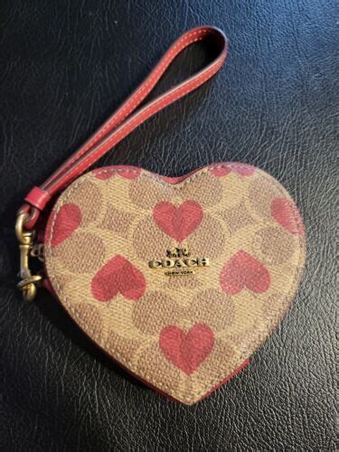 Coach heart purse - Gem