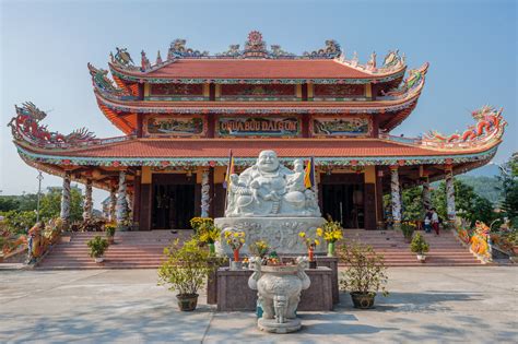 Bửu Đài Sơn Pagoda, Danang | Steve Barru Photographs