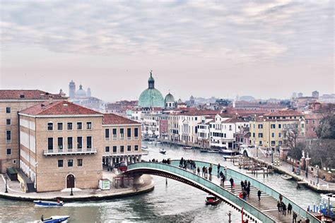 A Guide to the Most Famous Bridges in Venice, Italy