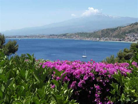 Castelmola and Taormina Full-Day Sightseeing Tour | GetYourGuide