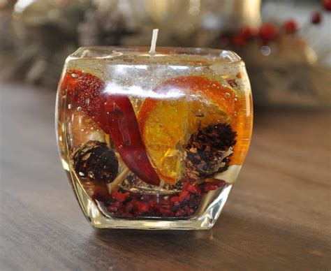 Pot pourri gel candle - WonderfulDIY.com