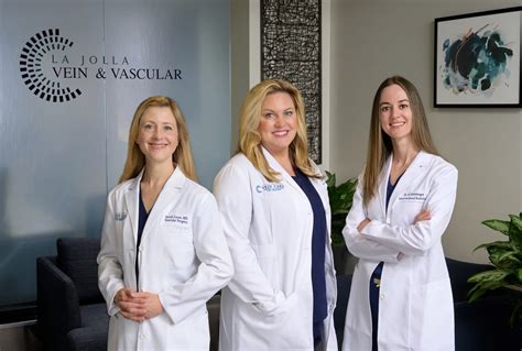 Vascular Surgeons | Vascular Specialists | Vein Doctors Near Me