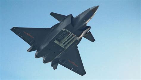 Analysis: Chengdu J-20, The Chinese Raptor? | Fighter Sweep