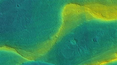 Study suggests huge gushing rivers once flowed across the Mars landscape