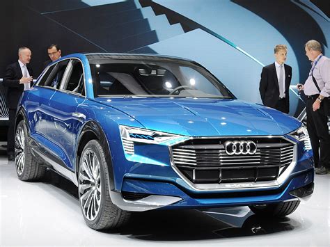 10+ Listen von Audi Q6 White Suv! Audi q6 would be launching in india ...