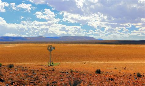 Karoo Landscape | The Karoo offers silence, wide expanses, s… | Flickr