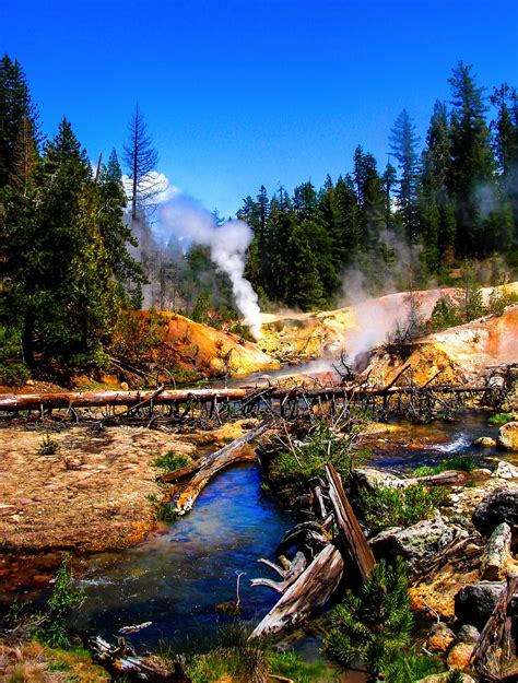 Lassen Volcanic National Park | Lassen volcanic national park, National ...