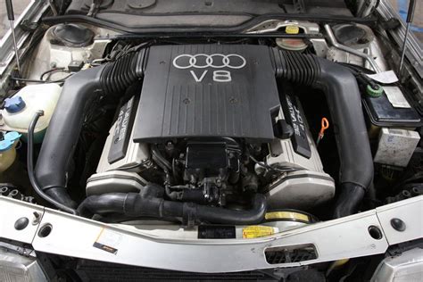 Audi V8