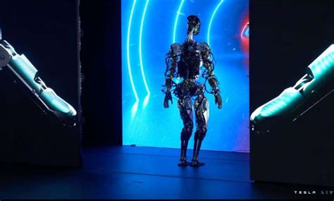 Tesla robot slowly takes the stage at AI Day - US Today News