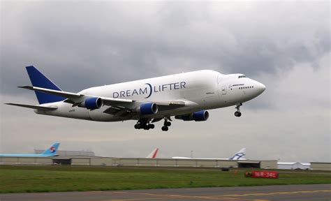 boeing, 747 400, Dreamlifter, Aircrafts, Airliner, Airplane, Beluga ...