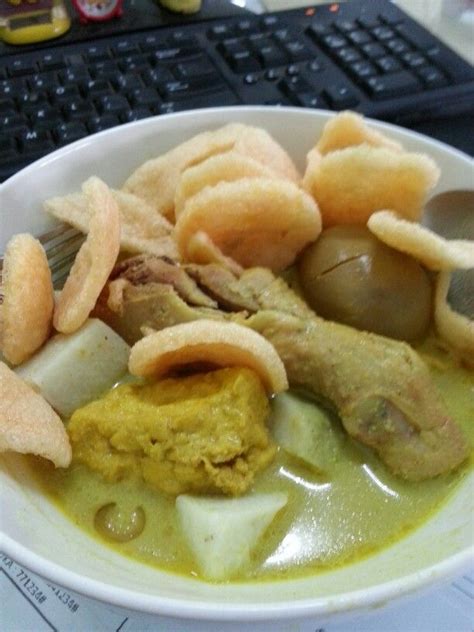 Lontong kari #Indonesia | Makanan, Kari, Camilan