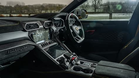 Lamborghini Urus Interior Red | Cabinets Matttroy