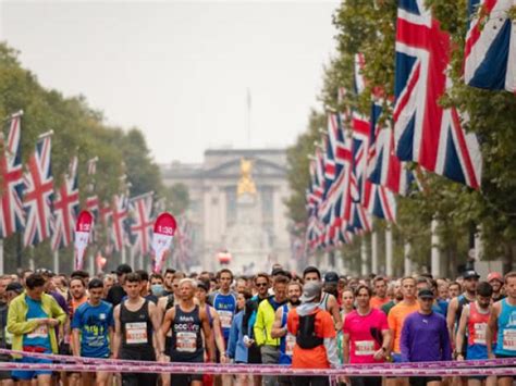 Royal Parks Half Marathon 2023 | SeeAbility