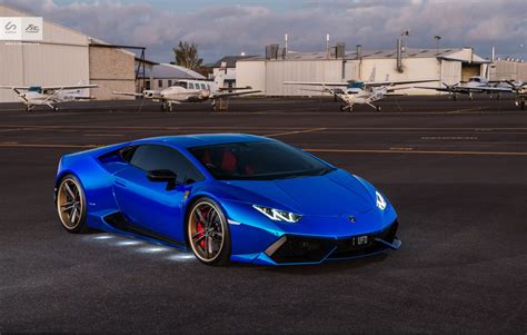 Stunning Blue Chrome Lamborghini Huracan by Sunus Motorsport - GTspirit