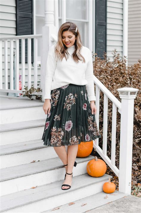 Five Thanksgiving Outfits | Thanksgiving Outfit Ideas | By Lauren M