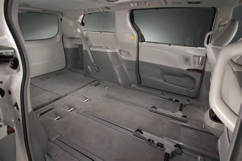 Toyota sienna interior seats removed. Minivan to camper conversion ...