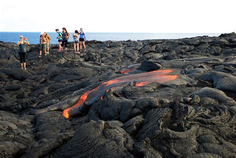 Spectacular show as Hawaiian lava hits Pacific Ocean - CBS News