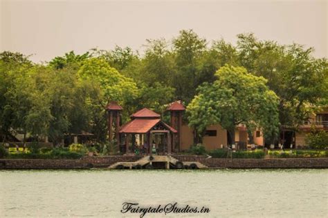 Bhavani Island Resort - UPDATED 2017 Prices & Villa Reviews (Vijayawada ...