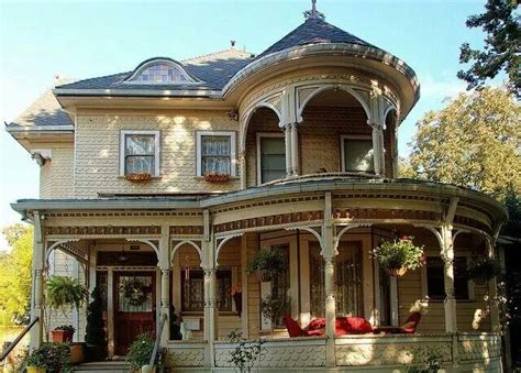 Late 1800's Victorian home in California | Victorian homes, Victorian ...