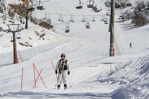 Mount Hermon ski resort to reopen despite flareup on northern border ...