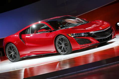 Honda Brings Back Acura NSX as Gas-Electric Hybrid - WSJ