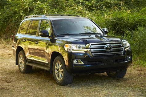 2020 Toyota Land Cruiser Pictures - 47 Photos | Edmunds