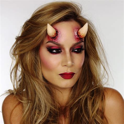 20 Devil Halloween Makeup Ideas for Women - Flawssy