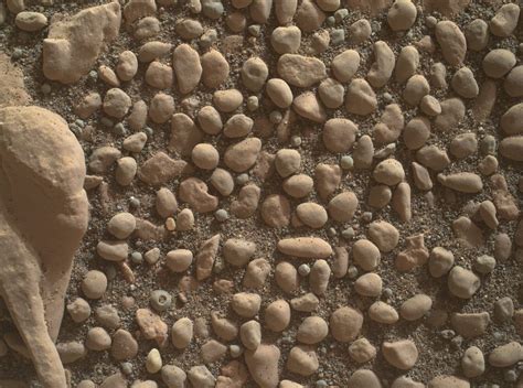 Why Does This Picture From Mars Look Like a Riverbed on Earth? - Atlas ...