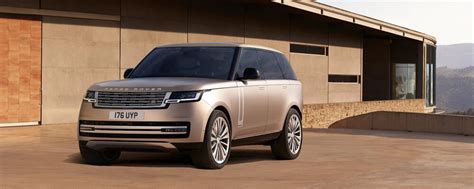 What Are the 2022 Range Rover Colors? | Land Rover Englewood