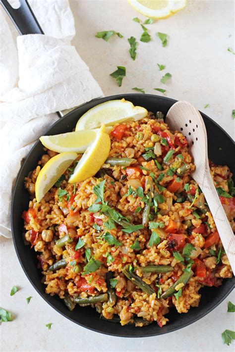 Spanish Vegetable Paella - Quickezrecipes.com