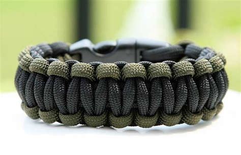 How to Make A Survival Bracelet - The Prepper Journal