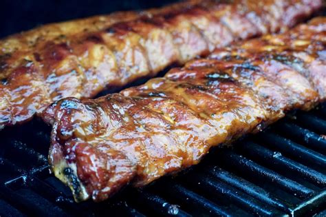 Pork Ribs With BBQ Sauce - Weekend at the Cottage