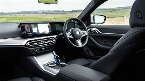 BMW i4 Interior Layout & Technology | Top Gear