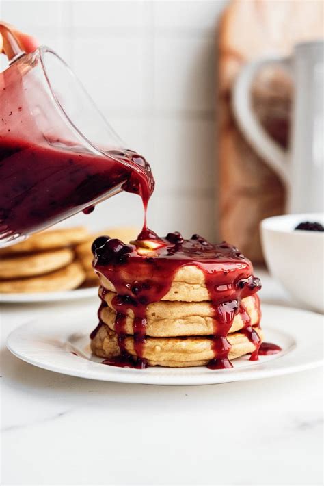 Easy Blackberry Syrup Recipe Recipe - Lauren's Latest