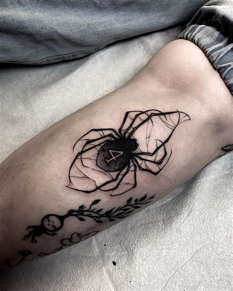 Spider tattoos for women photos