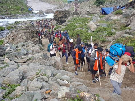 Amarnath Yatra 2023 | Over 6,000 Amarnath Pilgrims Leave Jammu For ...