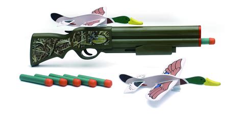 Buy New-Ray Toys Wild Life Hunter with Built in Duck Launcher Online at ...