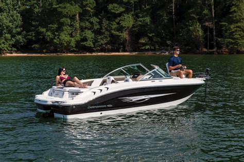 Chaparral 19 SSI Ski and Fish Bowrider 2022 Model | Blakes Marine