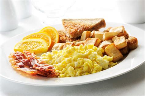 Diabetic Breakfast Rules All Diabetics Must Follow | Reader's Digest