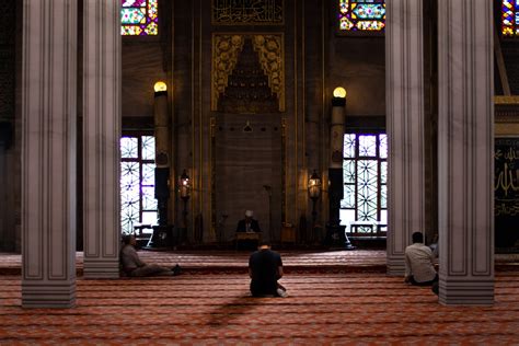 Tips to Maintain A Tahajjud Routine - Muslim Pro Official Blog