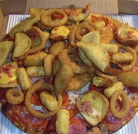 Twitter Account Shares Pizzas That Look, Well, Pretty Messed Up (23 Pics)