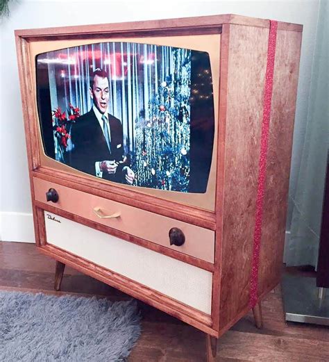 Jeff builds a midcentury modern TV cabinet for his flat-screen TV ...