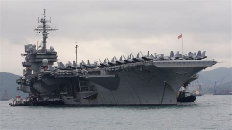 Retired aircraft carrier Kitty Hawk makes California stop